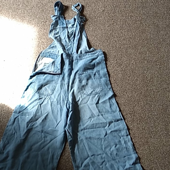 Overalls - Picture 4 of 5